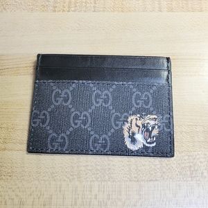 Gucci tiger print cardholder